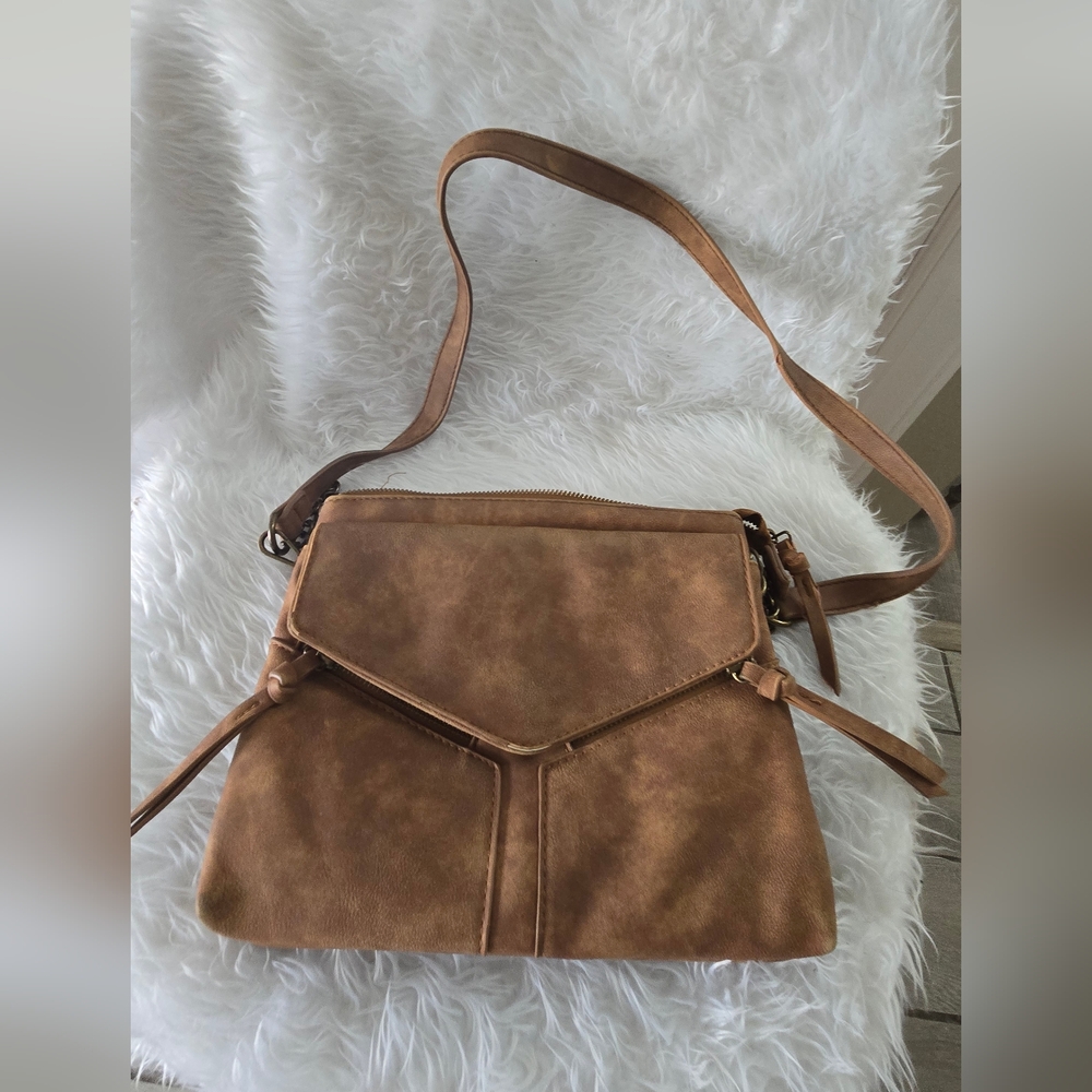 Altar'd State‎ Tan Shoulder Bag with Geometric Detailing